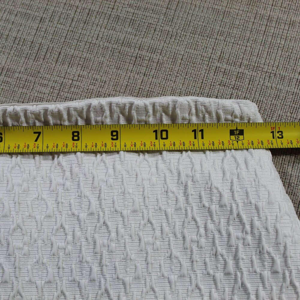 GORGEOUS! Rebecca Taylor Size 2 Long White Textured Skirt - Picture 3 of 5
